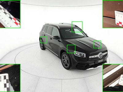 Apri le immagini dei danni