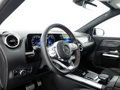 Mercedes GLA - foto 11