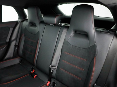 Mercedes CLA Shooting Brake - foto 14