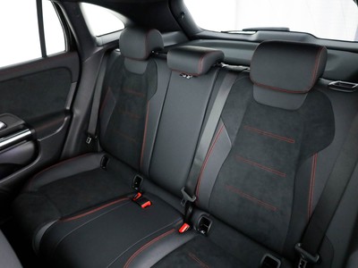 Mercedes GLA - foto 14