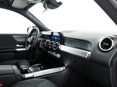 Mercedes GLB - foto 10