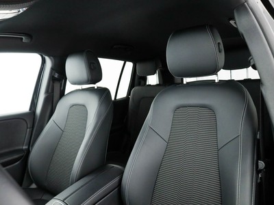 Mercedes GLB - foto 13