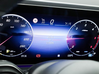 Mercedes GLE - foto 15