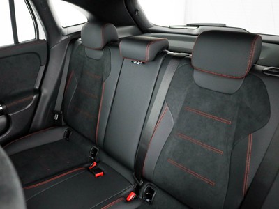 Mercedes GLA - foto 14