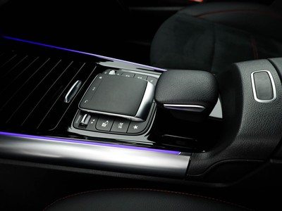 Mercedes GLA - foto 18