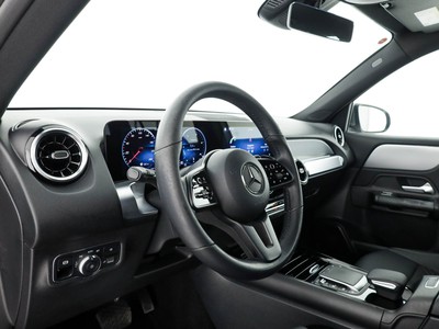 Mercedes GLB - foto 11