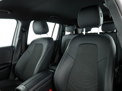 Mercedes GLB - foto 13