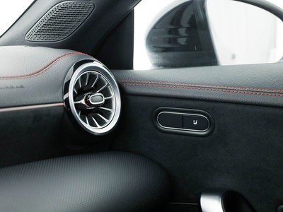 AMG CLA Shooting Brake - foto 18