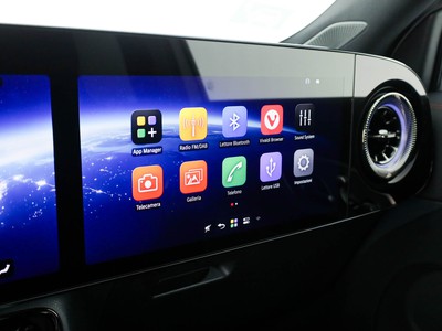 Mercedes GLB - foto 17