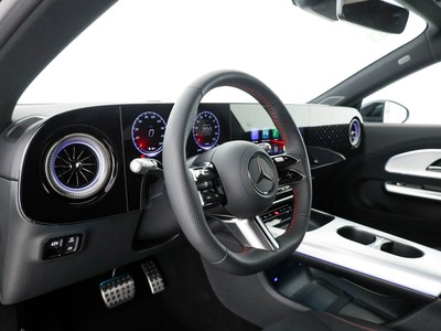 Mercedes CLA Shooting Brake - foto 11