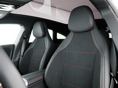 Mercedes CLA Shooting Brake - foto 13