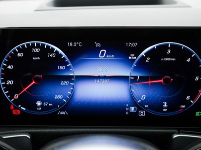 Mercedes GLB - foto 15