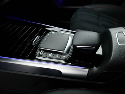 Mercedes GLB - foto 19