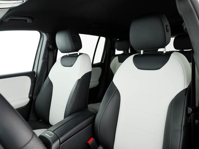 Mercedes GLB - foto 13