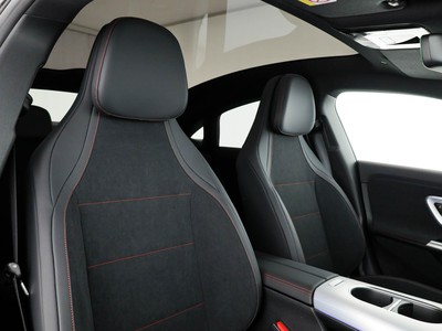 Mercedes CLA Coupè - foto 12