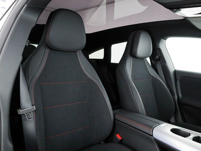 Mercedes CLA Shooting Brake - foto 12