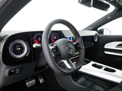 Mercedes CLA Shooting Brake - foto 11