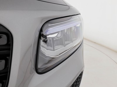 Mercedes GLB - foto 8