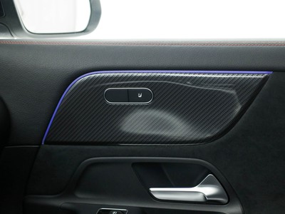 Mercedes GLA - foto 18