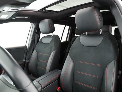 Mercedes GLB - foto 13