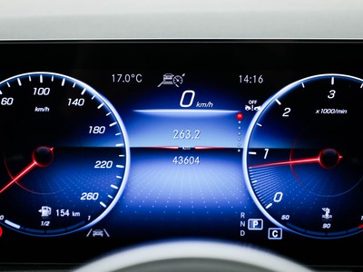 Mercedes GLB - foto 15