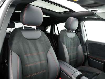 Mercedes GLA - foto 12