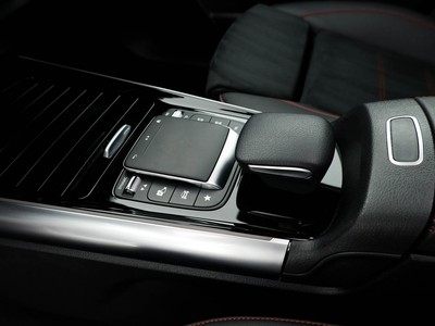 Mercedes GLA - foto 19