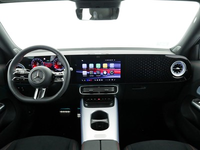 Mercedes GLB - foto 9
