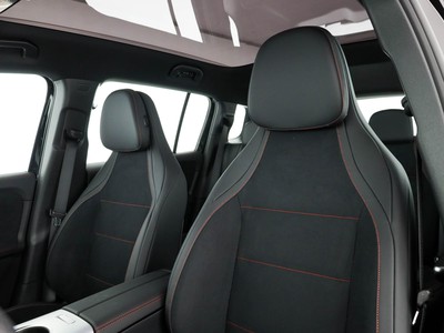 Mercedes GLB - foto 13