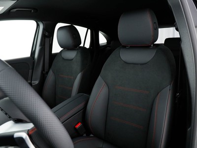 Mercedes GLA - foto 13