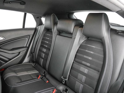 Mercedes CLA Shooting Brake - foto 14