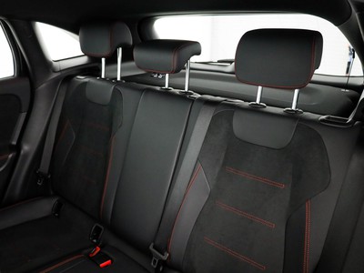 Mercedes GLA - foto 14