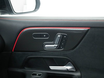 Mercedes GLB - foto 18