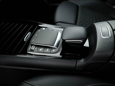 Mercedes GLA - foto 18