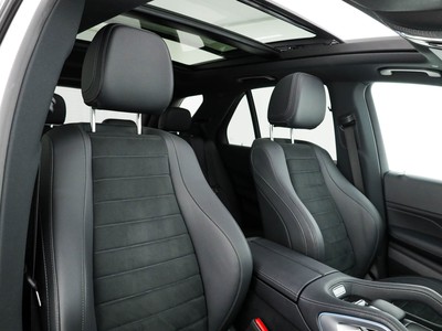 Mercedes GLE - foto 12