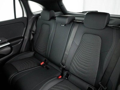 Mercedes GLA - foto 14