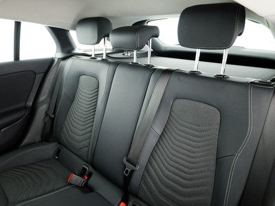 Mercedes CLA Shooting Brake - foto 12