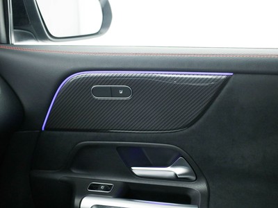 Mercedes GLB - foto 18