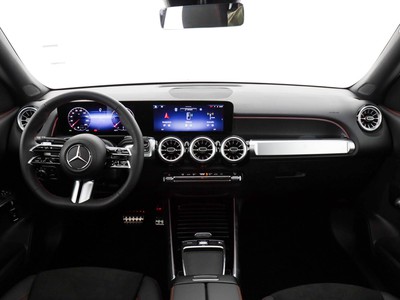 Mercedes GLB - foto 9