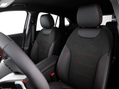 Mercedes GLA - foto 13