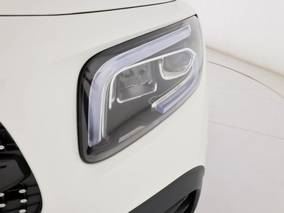 Mercedes GLB - foto 8