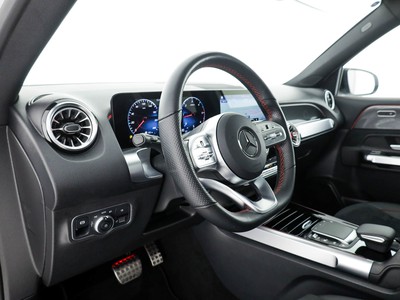 Mercedes GLB - foto 10