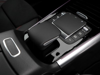 Mercedes GLA - foto 18