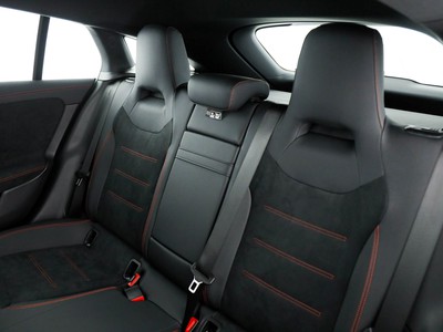 Mercedes CLA Shooting Brake - foto 14