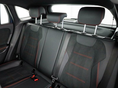 Mercedes GLA - foto 14