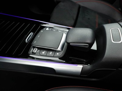 Mercedes GLB - foto 19