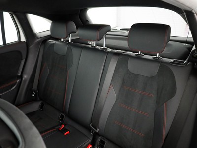 Mercedes GLA - foto 14