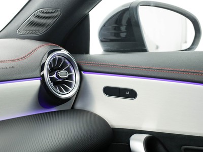 Mercedes CLA Shooting Brake - foto 18