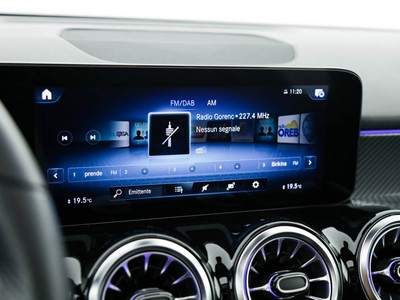 Mercedes GLB - foto 16