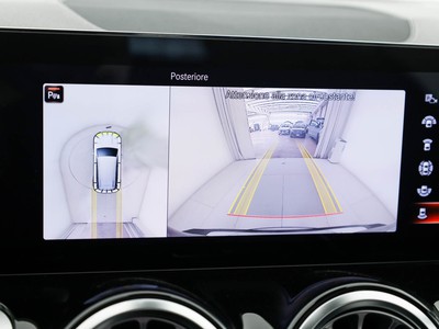 Mercedes GLB - foto 17